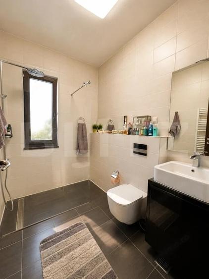 Apartament cu 2 camere semidecomandat în Borhanci
