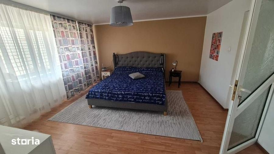 Casă cu 4 camere cu Teren 290 Mp în Tuzla
