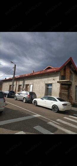 Casă cu 5 camere cu Teren 450 Mp în Traian