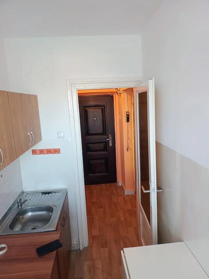 Garsonieră decomandată în Iosia