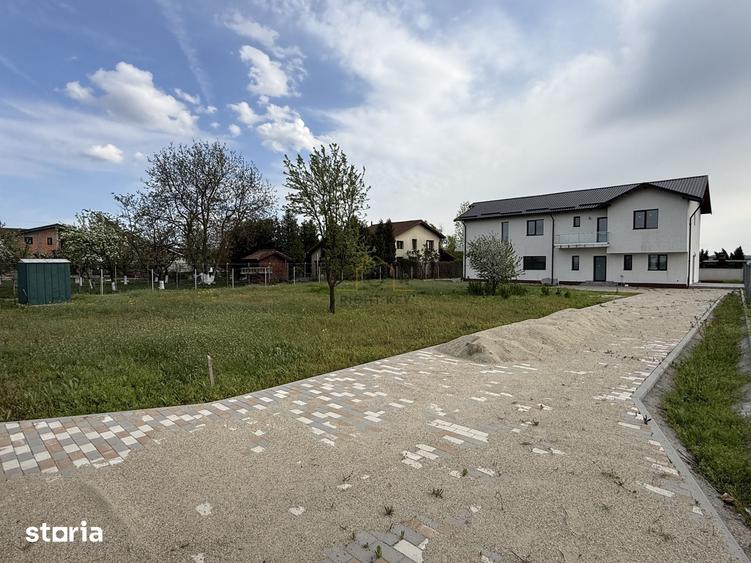 Casă cu 5 camere cu Teren 615 Mp în Dragomirești-Vale
