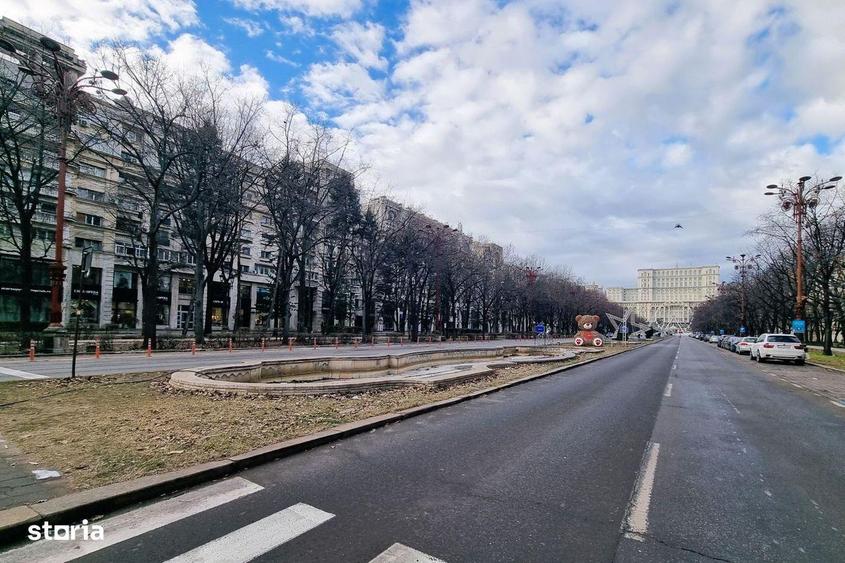 Apartament cu 4 camere semidecomandat, mobilat în Unirii