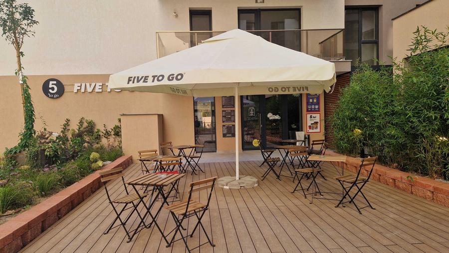 Apartament cu 2 camere semidecomandat în Titan
