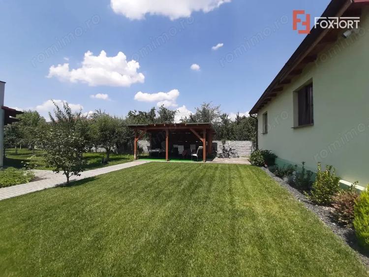 Spațiu comercial, de 600 mp, în Chișoda