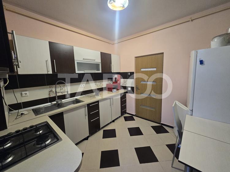 Apartament 3 camere de inchiriat decomandat 71mpu zona Turnisor Sibiu - 11