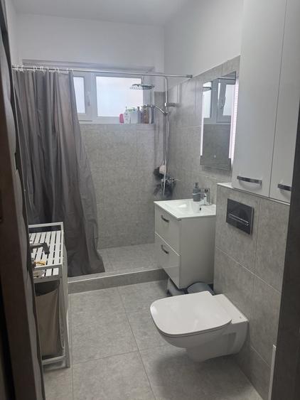 Apartament cu 2 camere decomandat în Viile Noi