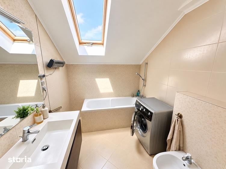 Casă cu 4 camere cu Teren 250 Mp în Burdea