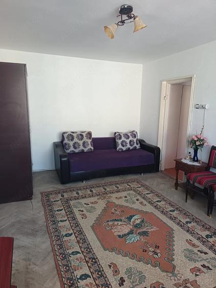 Vand apartament cu 2 camere pe Bulevardul Mihai Viteazul blocul D5. Pre? 19500 Euro negociabil. - 7