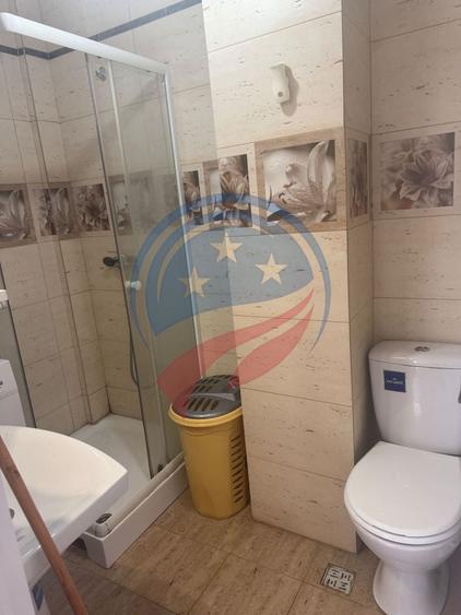 Apartament cu 2 camere decomandat în 1 Mai
