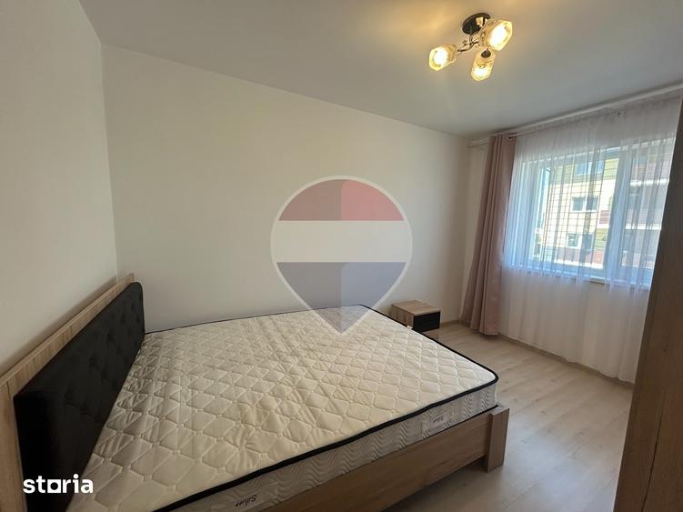 Apartament cu 3 camere, mobilat în Sânpetru