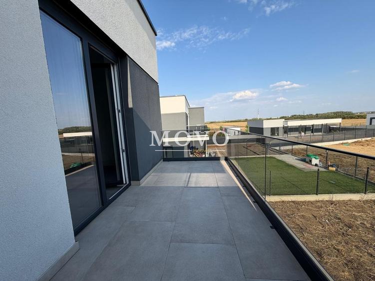 Duplex cu 4 camere cu Teren 412 Mp în Covaci