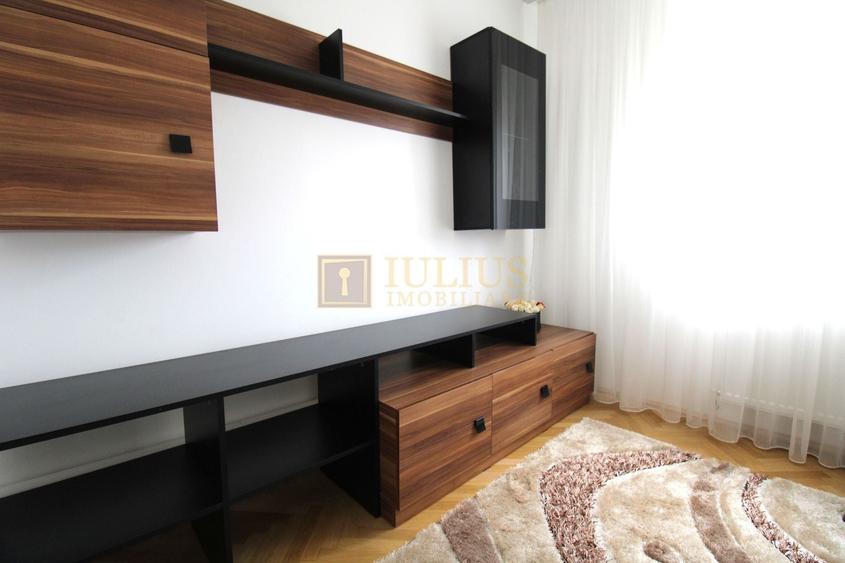 Apartament cu 3 camere decomandat, mobilat în Central
