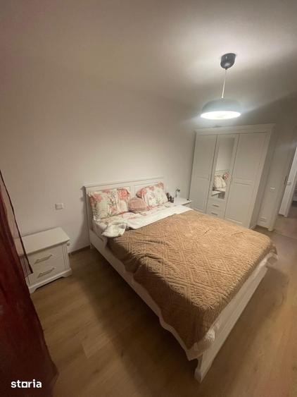 Apartament cu 3 camere în Drumul Taberei