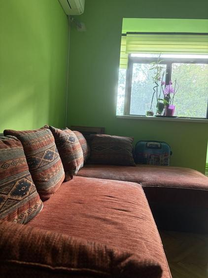 Apartament cu 4 camere semidecomandat în Nord