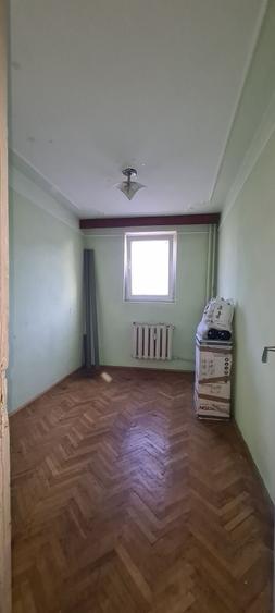 Apartament cu 3 camere decomandat în Păcurari