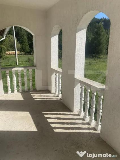 Vila cu etaj de vanzare in Pojorata - 1