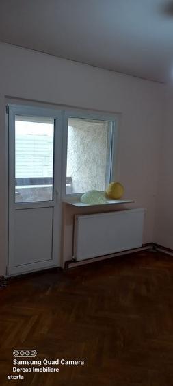 Apartament cu 4 camere decomandat în Ultracentral