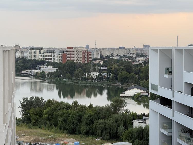 Apartament cu 3 camere decomandat în Aviației