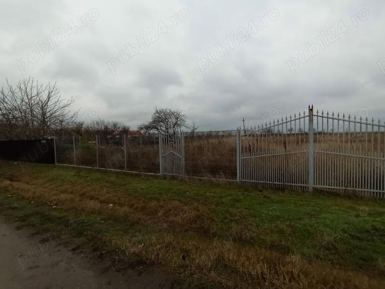 Teren de 1471 mp, în Glogoveanu