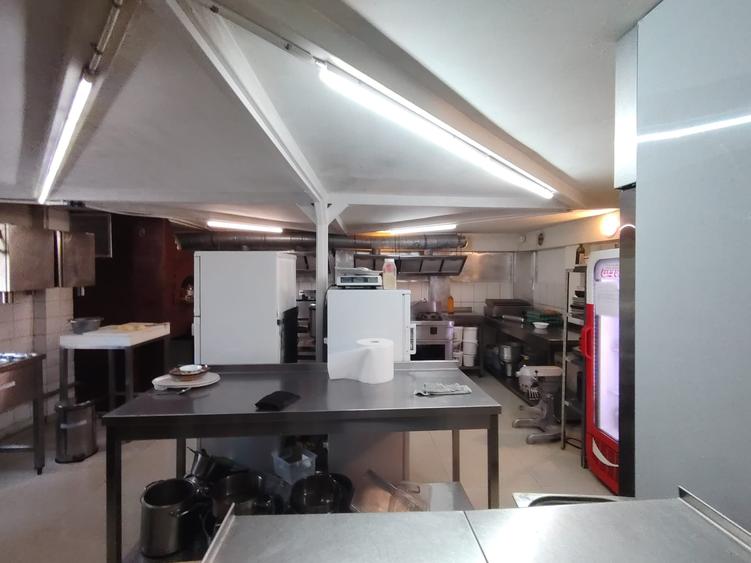 Spațiu comercial, de 150 mp, în Pantelimon