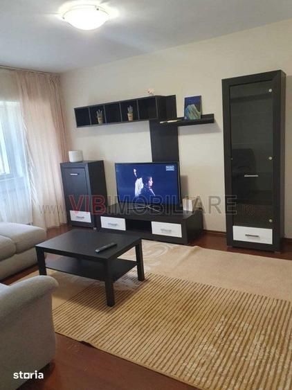Apartament cu 3 camere decomandat, mobilat în Centrul Civic