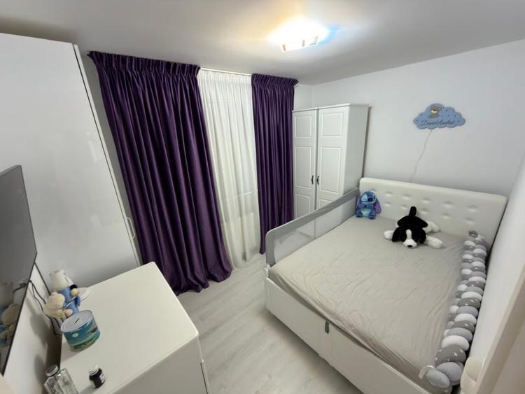 Duplex cu 5 camere cu Canalizare în Chiajna