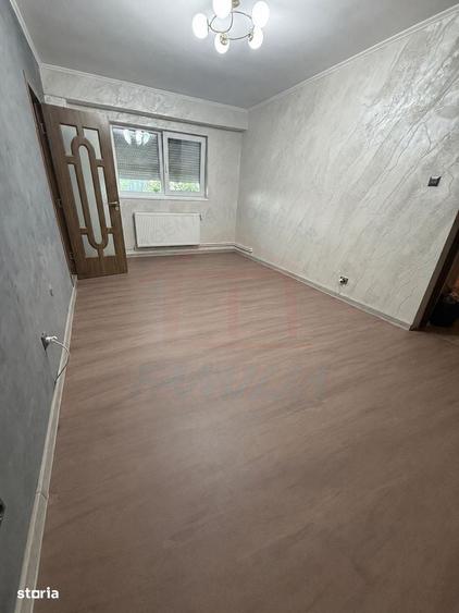 Apartament cu 3 camere decomandat în Port