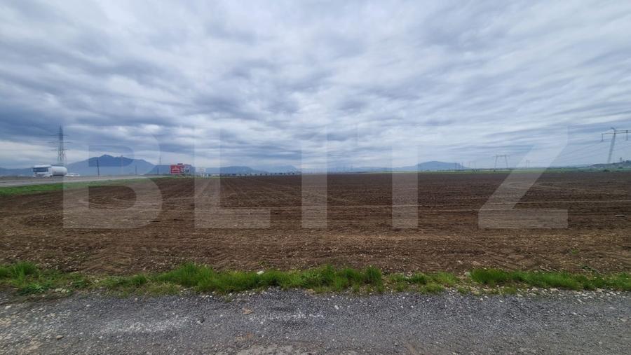 Teren agricol extravilan de 15000 mp, în Hărman