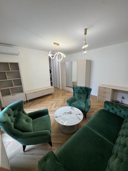Apartament cu 2 camere semidecomandat în Central