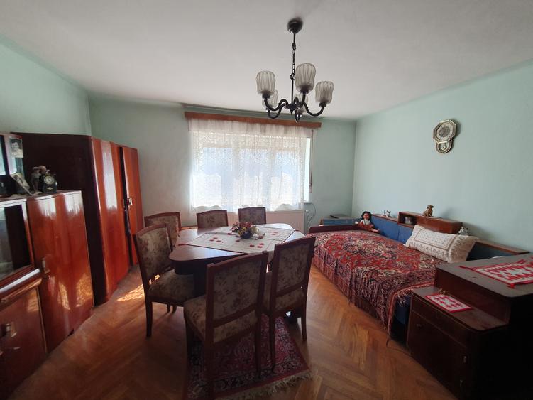 Casă individuală cu 4 camere cu Teren 100 Mp în Baciu