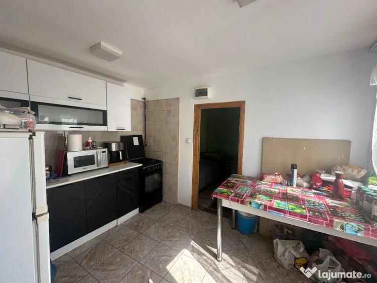 Casă cu 3 camere cu Teren 128 Mp în Malu Roșu