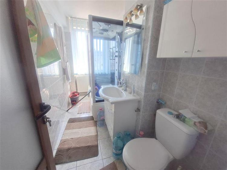 Apartament cu 2 camere decomandat în Orizont
