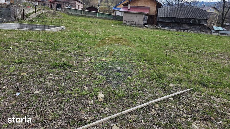 Teren de 1520 mp, în Hangu