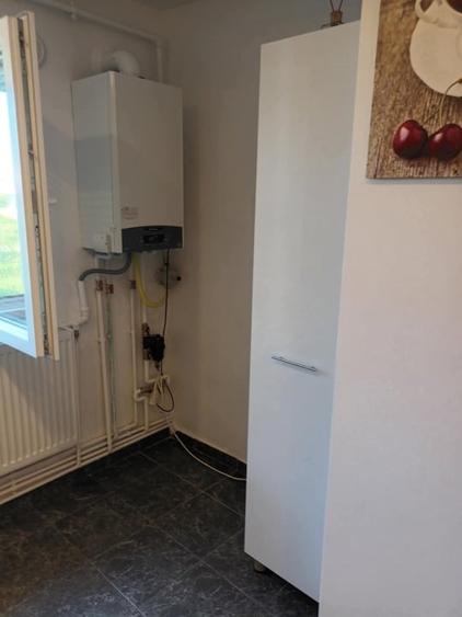 Apartament cu 2 camere decomandat în Cetății
