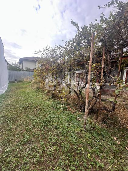 Casă individuală cu 5 camere cu Canalizare în Colentina