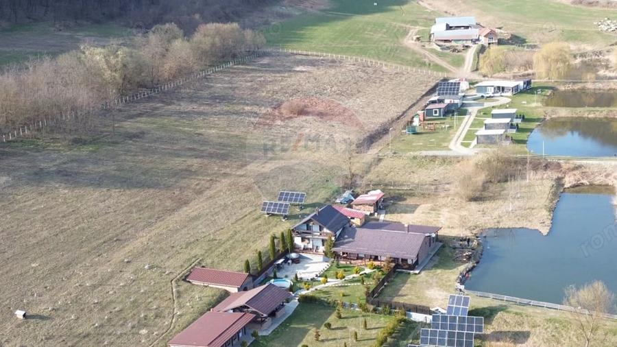 Teren de 7000 mp, în Hoghilag