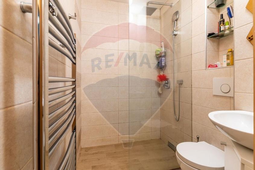 Apartament cu 4 camere decomandat, mobilat în Zorilor