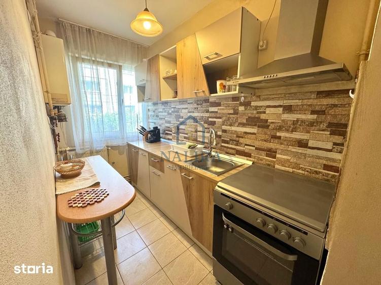 Apartament 2 camere de vanzare - etaj 1 - - 6