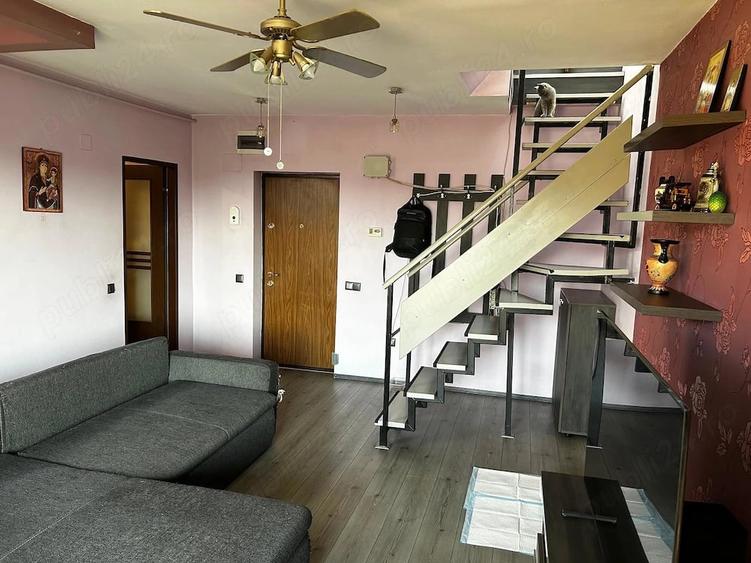 Apartament cu 4 camere semidecomandat în Exterior Vest
