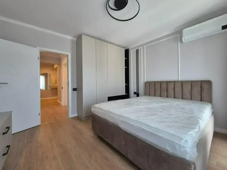 Apartament cu 2 camere decomandat în Titan