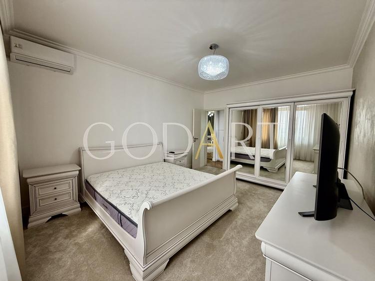 Apartament cu 2 camere decomandat în Vitan