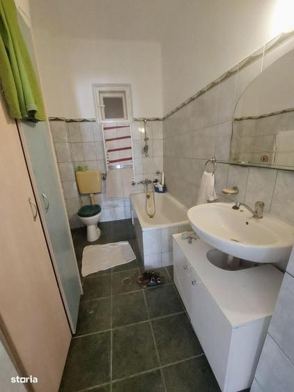 Casă cu 4 camere cu Teren 5995 Mp în Șumugiu