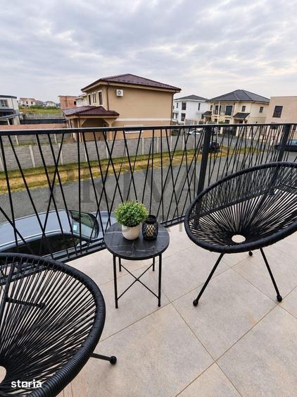 Duplex cu 4 camere cu Canalizare în Moșnița Nouă