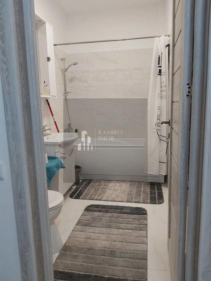 Garsonieră decomandată, mobilată în Metalurgiei