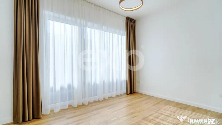 Casă cu 4 camere cu Teren 250 Mp în Central