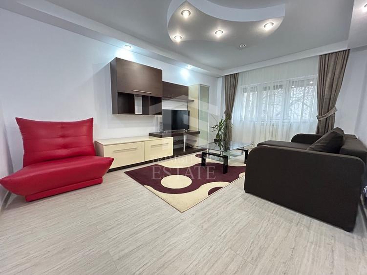 Apartament cu 3 camere decomandat, mobilat în Dacia