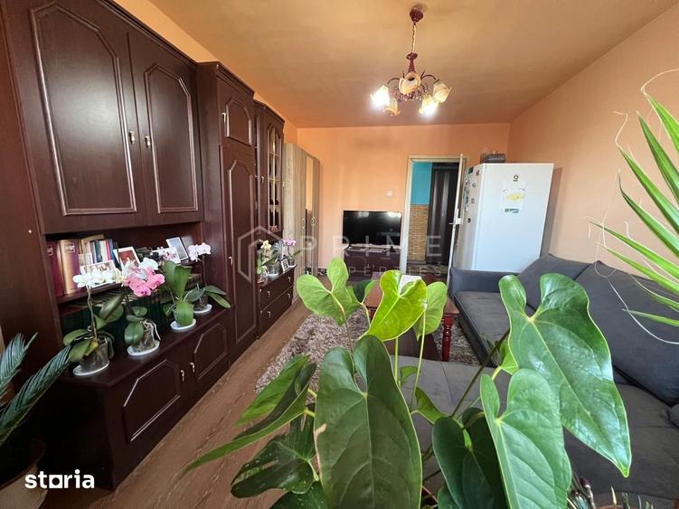 Apartament cu 3 camere decomandat în Sângeorgiu de Mureș