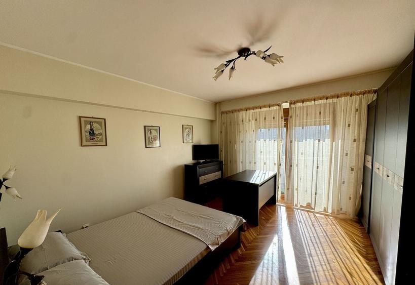 Apartament cu 2 camere, mobilat în Centrul Civic