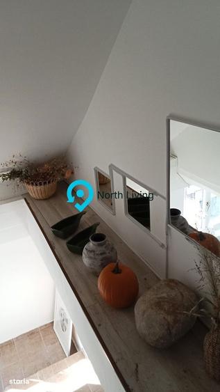 Apartament cu 3 camere decomandat în Băneasa