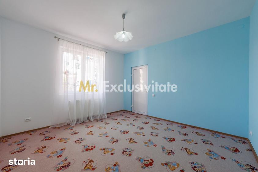 Casă cu 10 camere cu Teren 719 Mp în Mărășești